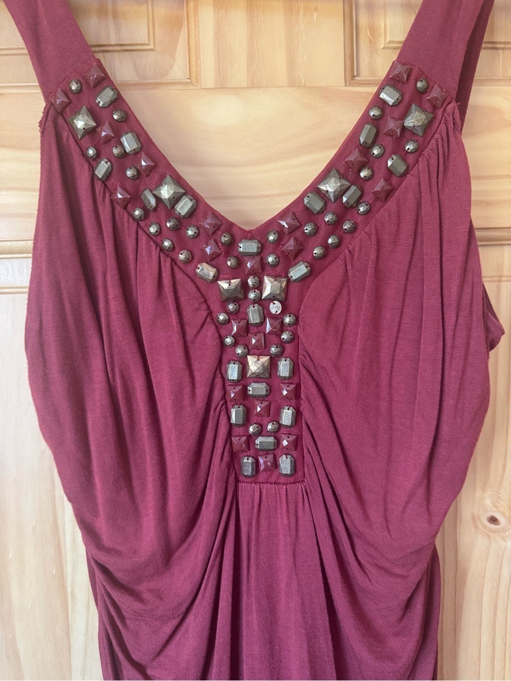 Apt. 9 Rust & Bronze Embellished Beaded V‑Neck Tank size large - Picture 2 of 9